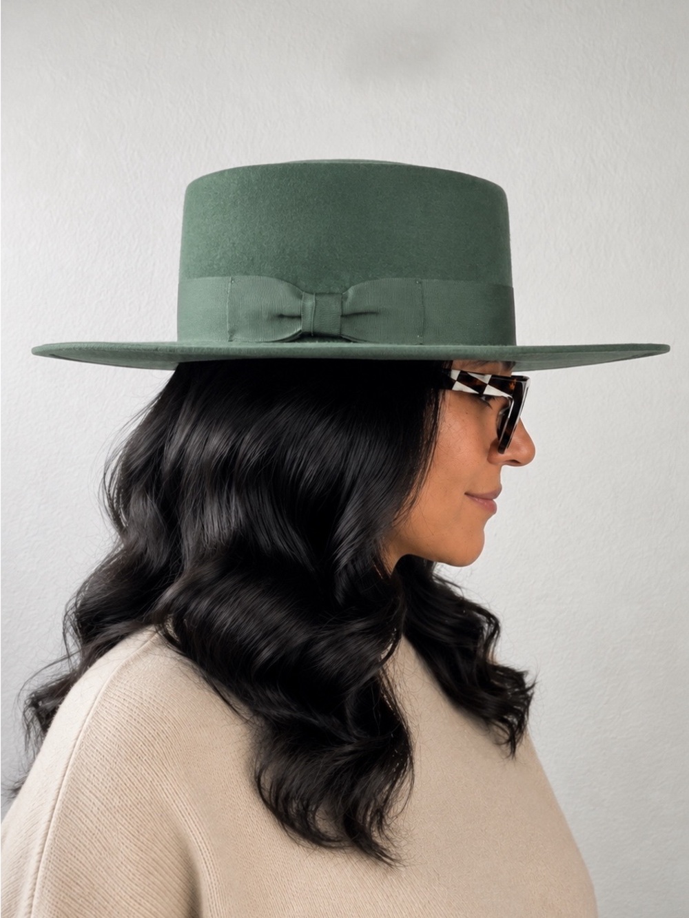 Olive & Pique Green Bow Adjustable Wide Brim Wool Hat